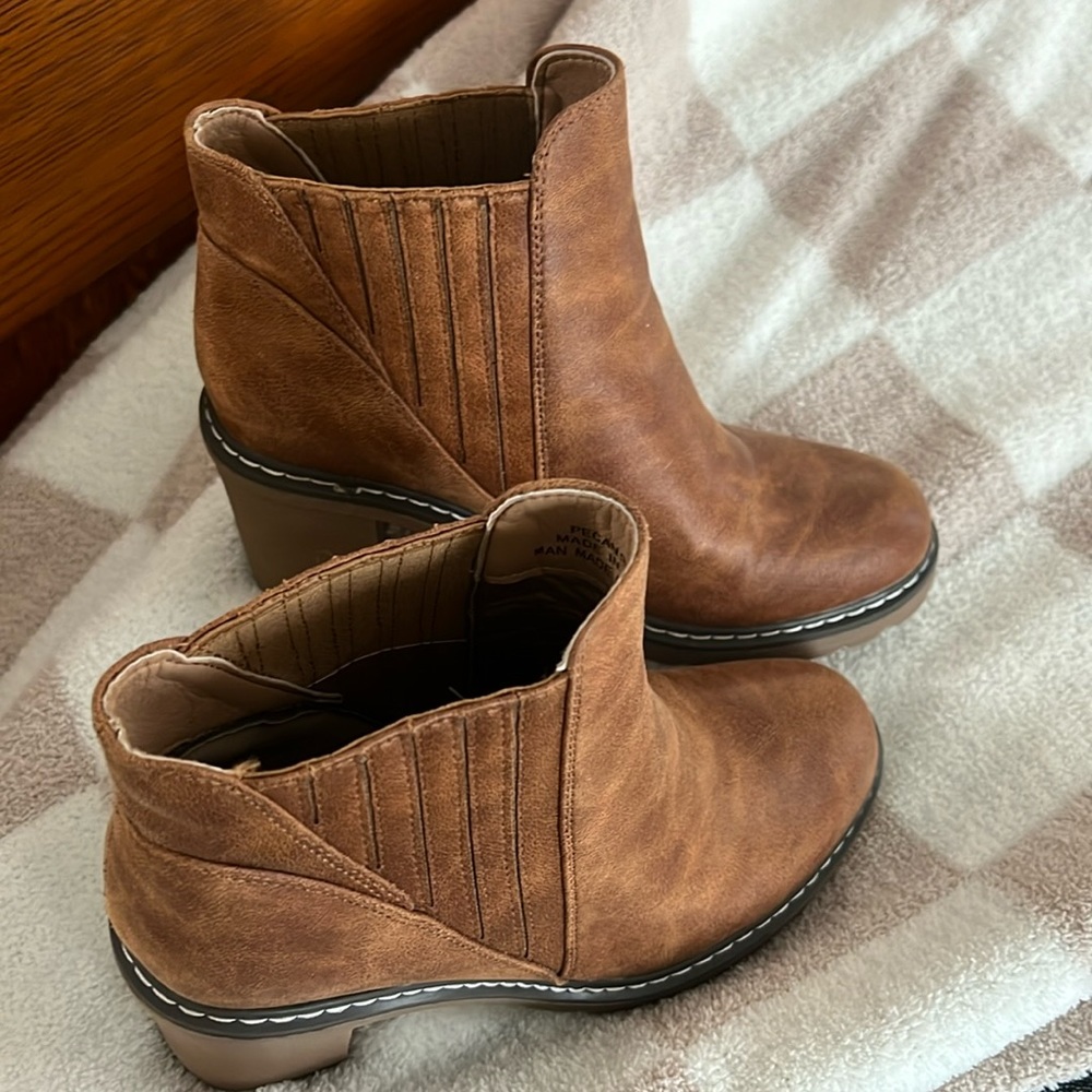 Boutique By Corky’s Boots